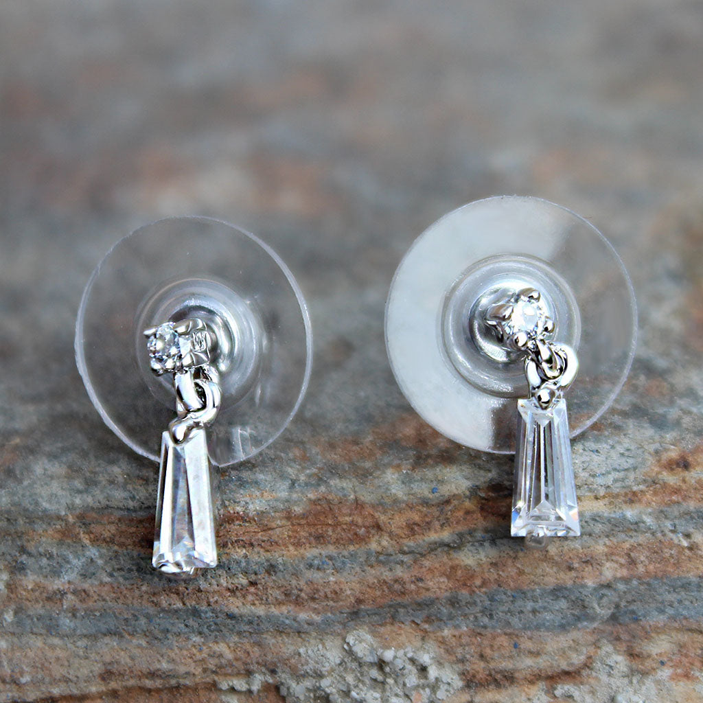 LOA1383 - Rhodium Plating Brass Earrings with AAA Grade CZ in Clear