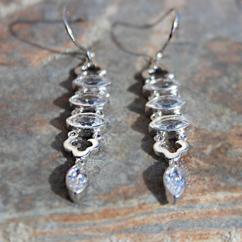 LOAS1380 - Rhodium plating 925 Sterling Silver Earrings with AAA Grade CZ in Clear