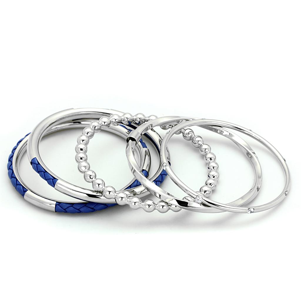 LO3570 - High polished (no plating) Stainless Steel Bangle with AAA Grade CZ in Clear