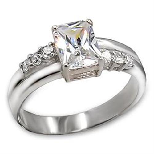 LOAS718 - High-Polished 925 Sterling Silver Ring with AAA Grade CZ in Clear