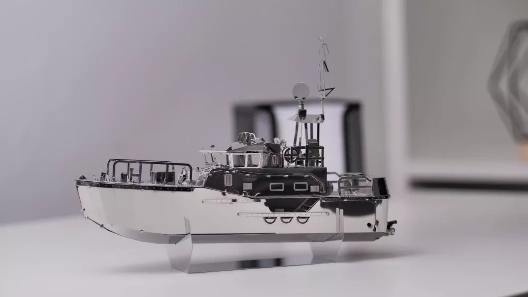 Guardian of the Coasts mechanical model constructor kit