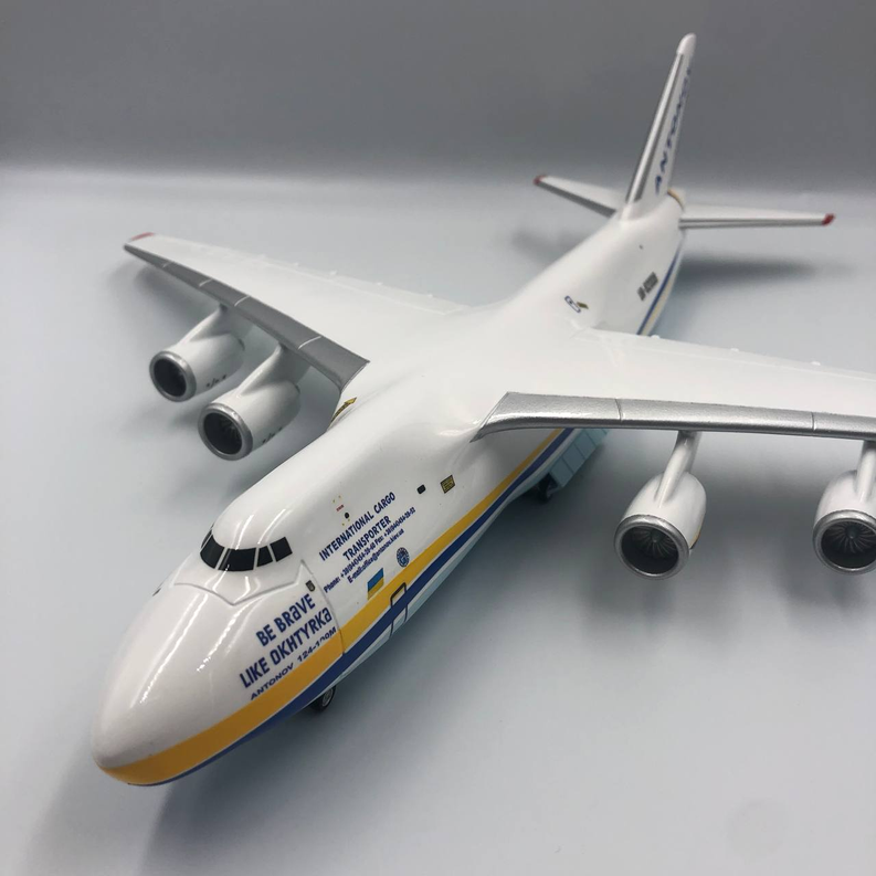 ANTONOV AN-124-100 UR 82008 "BRAVE LIKE OKHTYRKA"