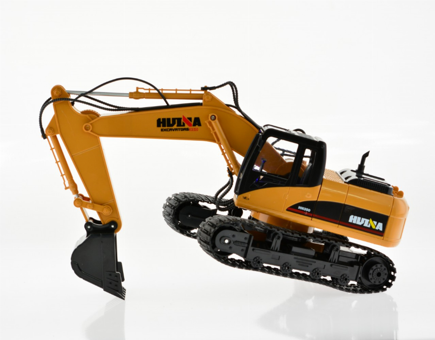 Excavator With Rechargeable Batteries And Metal Bucket