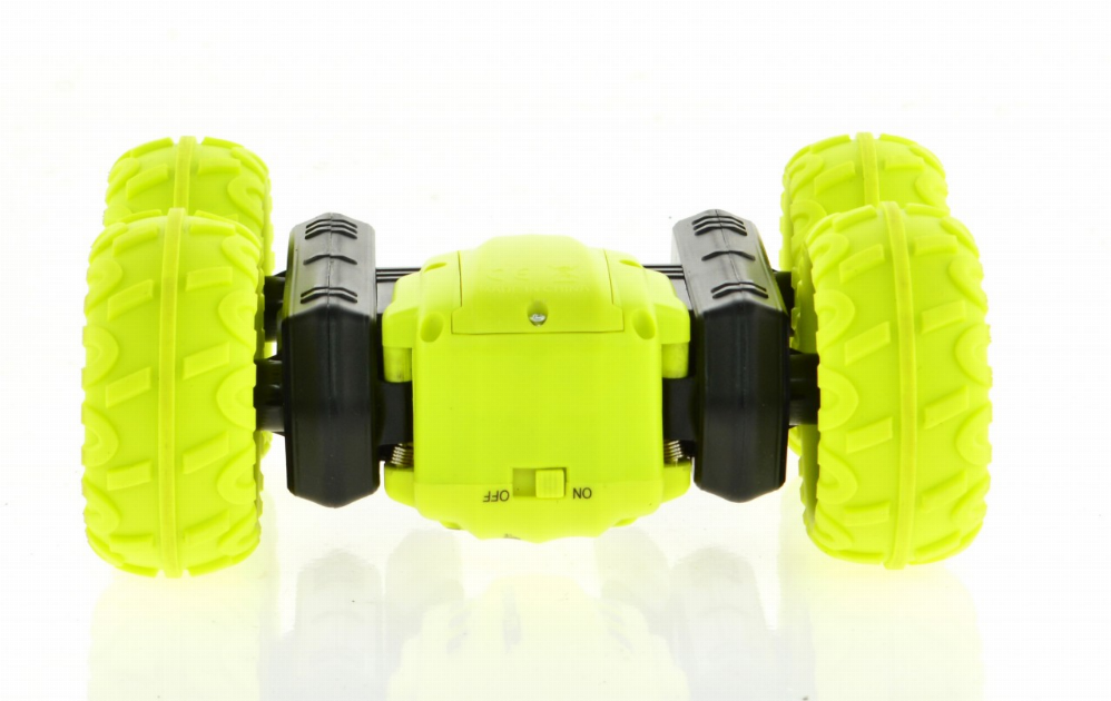 2.4 GHz toronado stunt car with 4 light signes