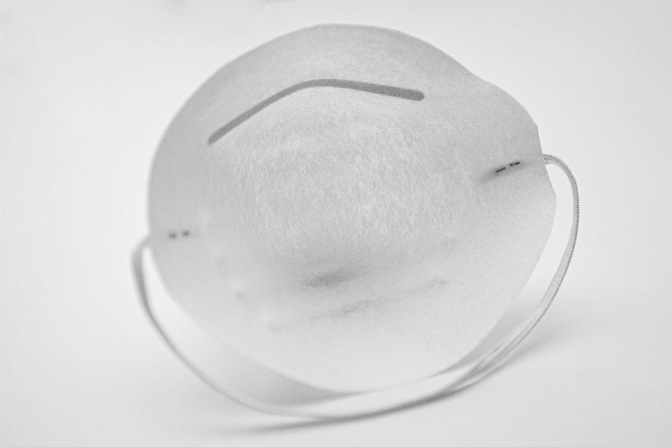 G & F 9118 Disposable Non-Toxic Dust and Filter Mask