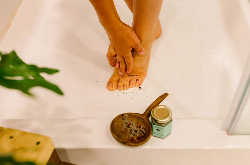 #307 Botanical Foot Scrub