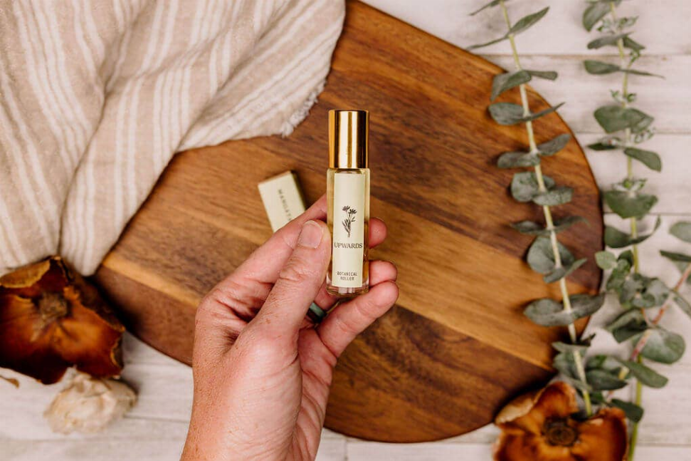 #320 Botanical Perfume Roller "Upwards"