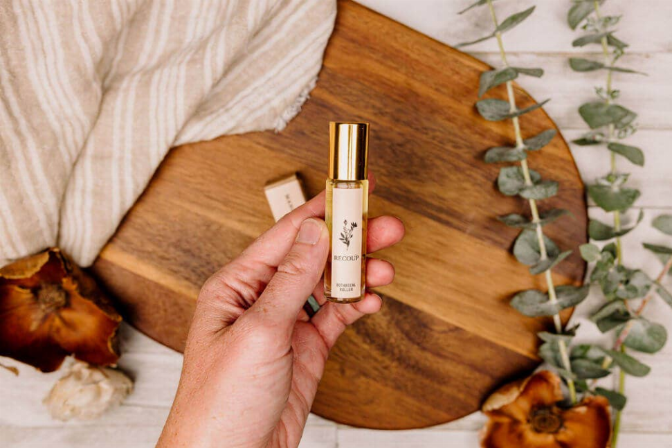 #323 Botanical Perfume Roller "Recoup"