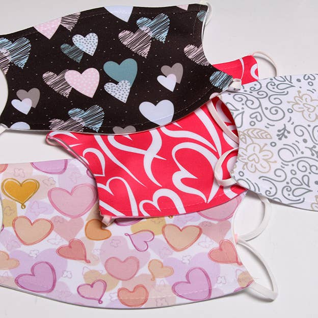 ADJUSTABLE Black Hearts Face Mask