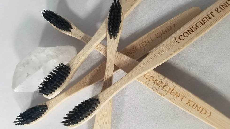 Bundle of 5 Bamboo Toothbrushes