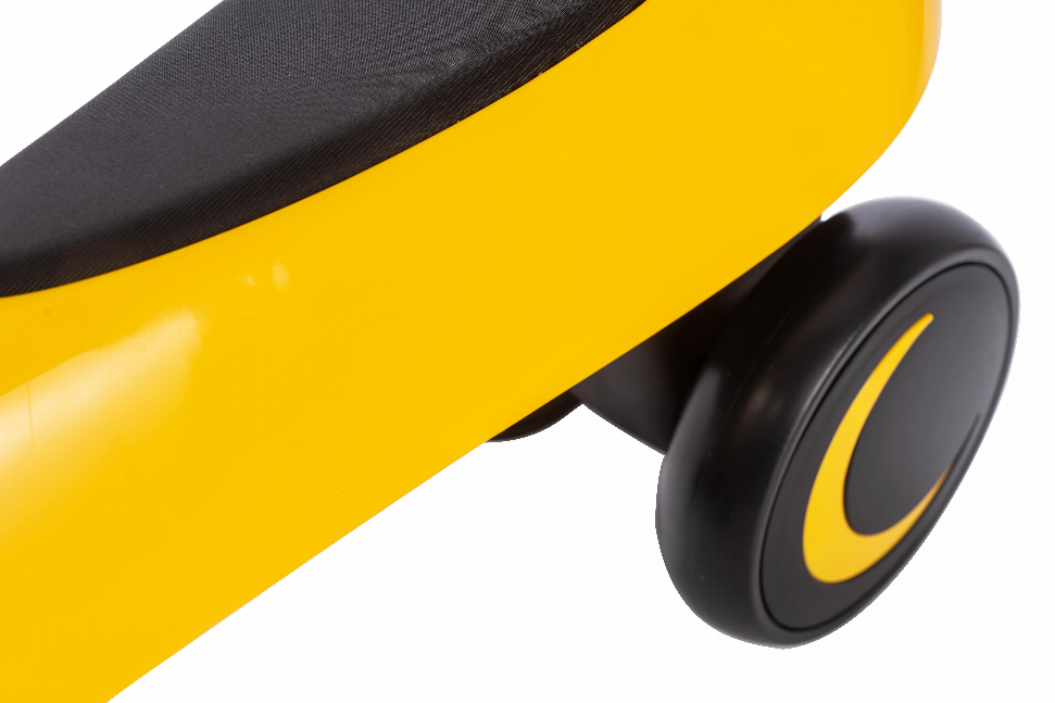 Freddo Toys 4 Wheels Balance Bike