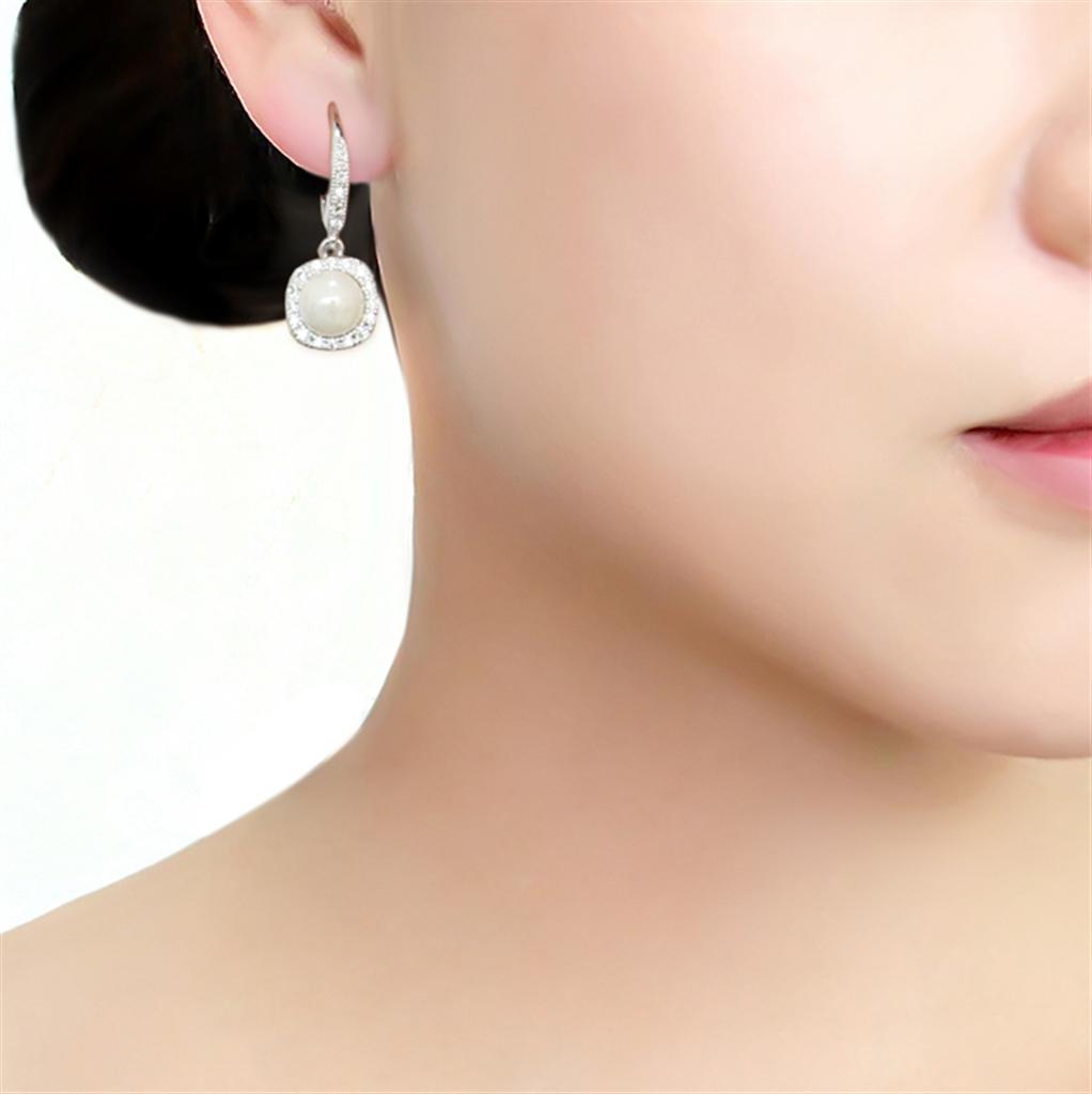 3W1479 - Rhodium Brass Earrings with Synthetic Pearl in White