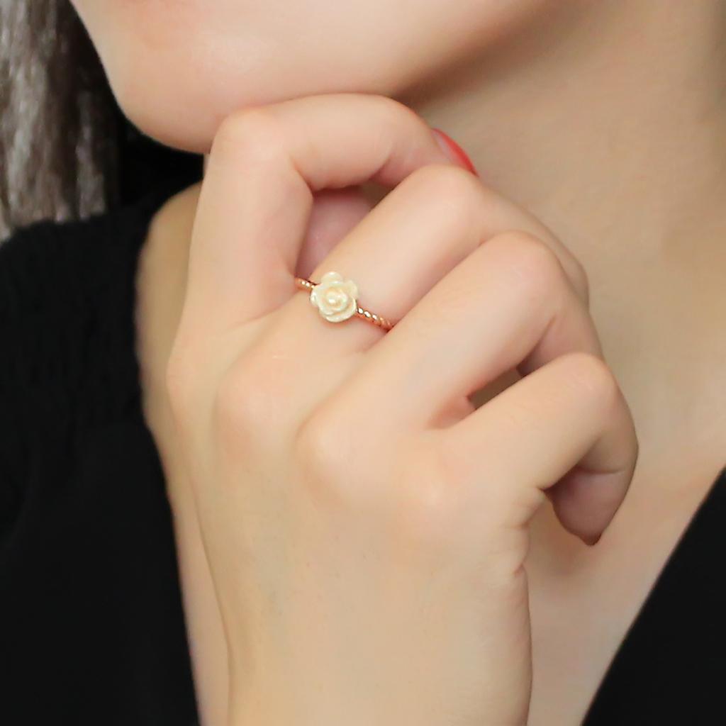 3W1492 - Rose Gold Brass Ring with Synthetic Synthetic Stone in White