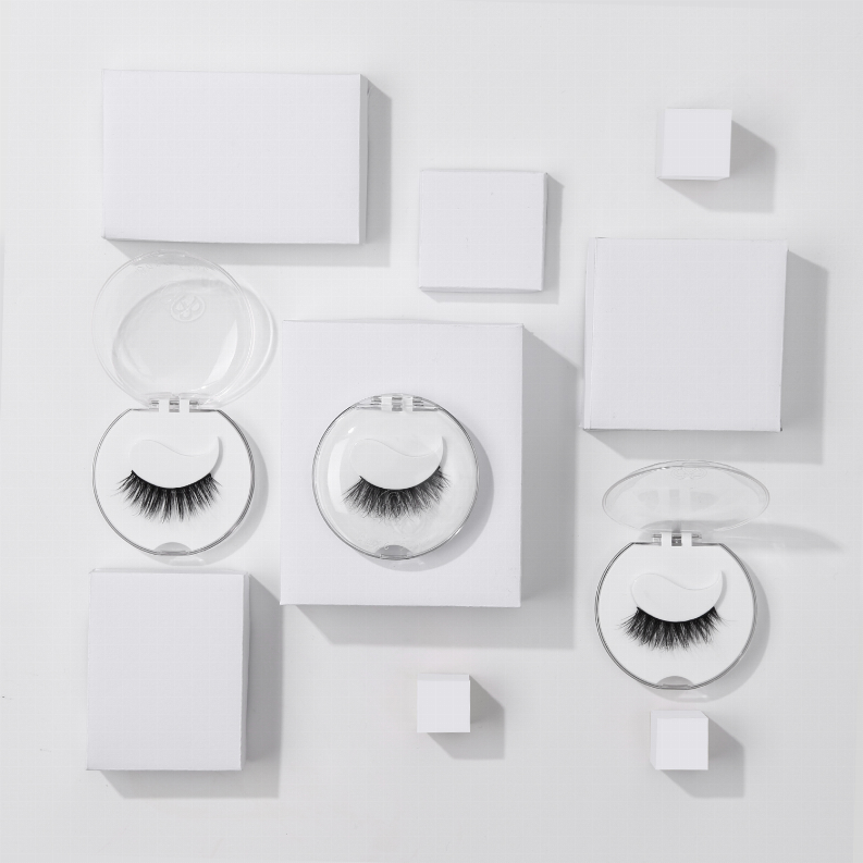 Flying Lashes