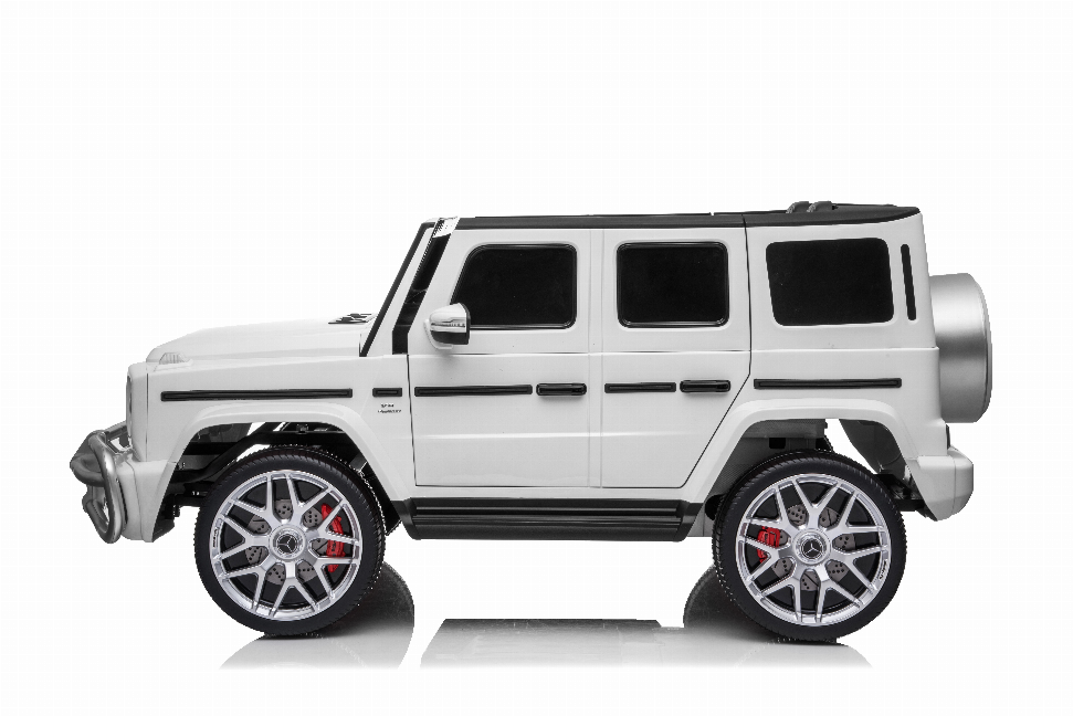 24V 4x4 Mercedes Benz G63 AMG 2 Seater Ride on Car