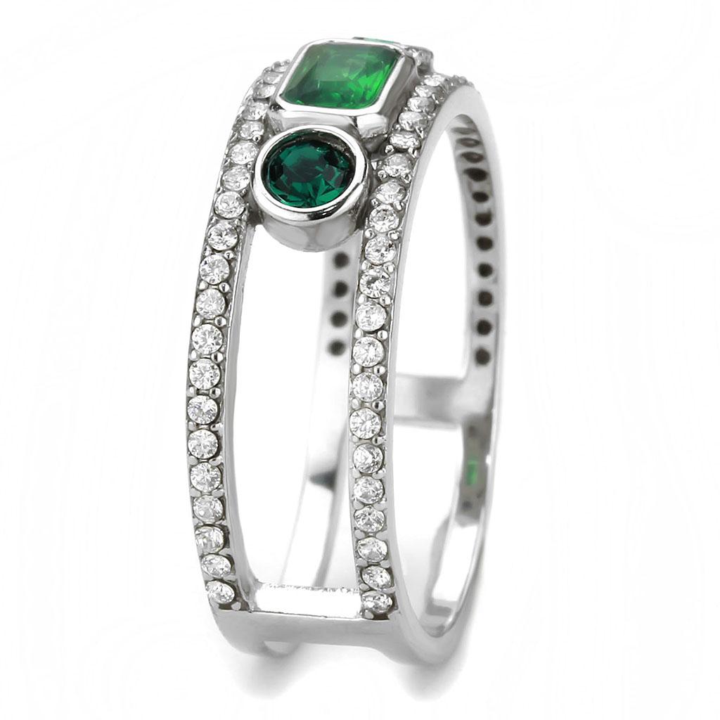 DA348 - High polished (no plating) Stainless Steel Ring with Synthetic Synthetic Glass in Emerald