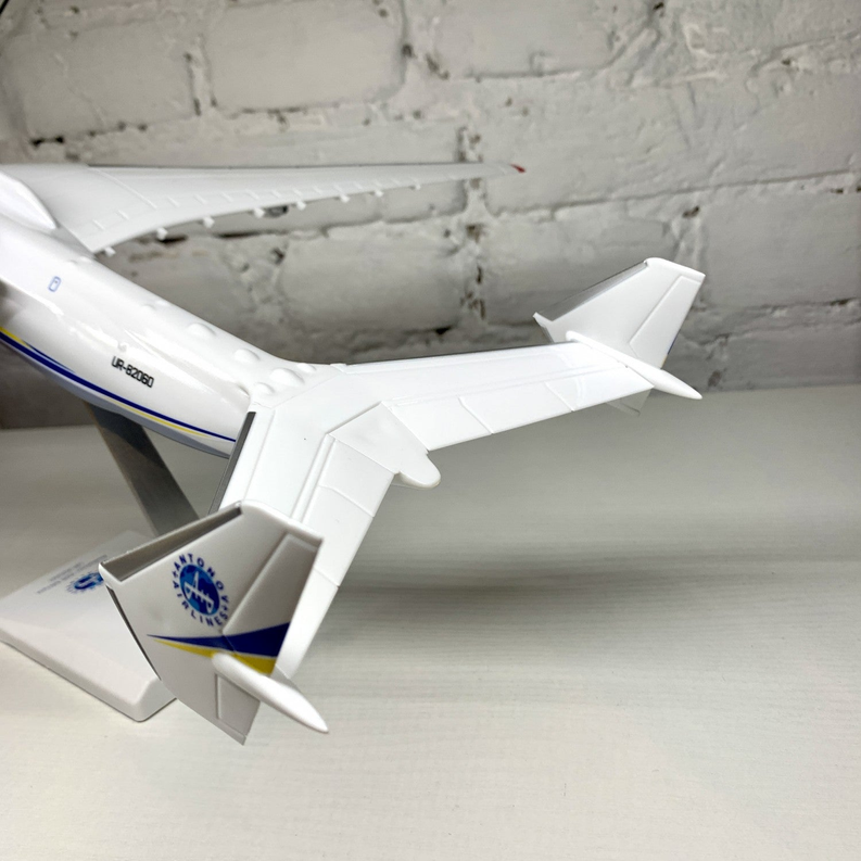 ANTONOV AN-225 MRIYA AIRCRAFT MODEL 1:200