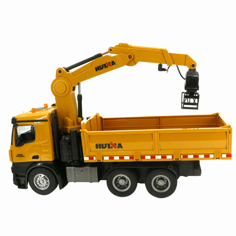 Truck With Hoist / Log Grabber