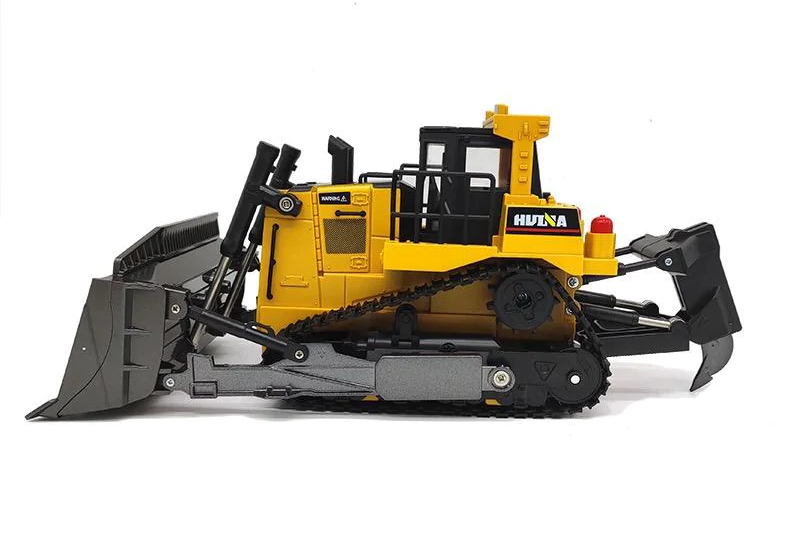 Bulldozer With 2.4 Ghz Remote And Rechargeable Batteries