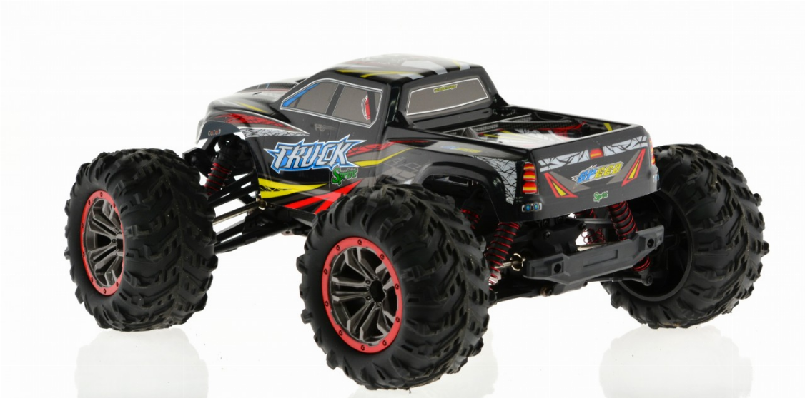 1:10 scale Dual motor 4WD truck with top speed of just over 30 MPH