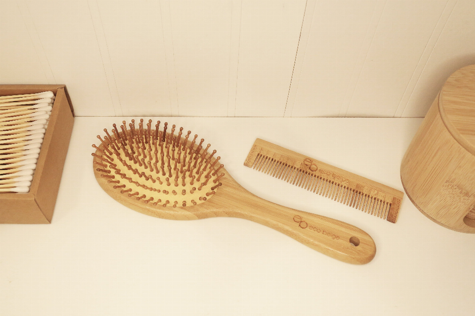 Cushioned Bamboo Hair Brush- Oval