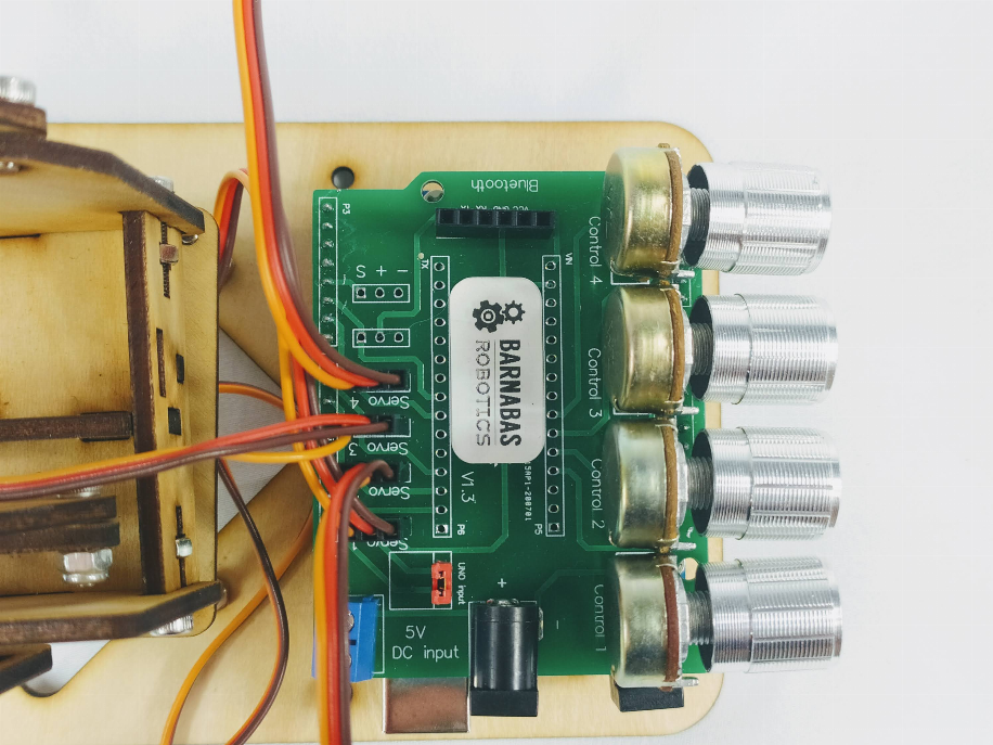 Barnabas Arduino-Compatible Robot Arm Kit With Joystick