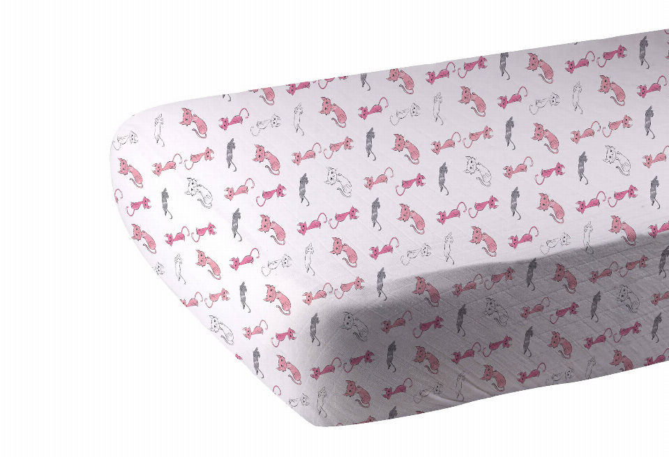 Playful Kitty Crib Sheet