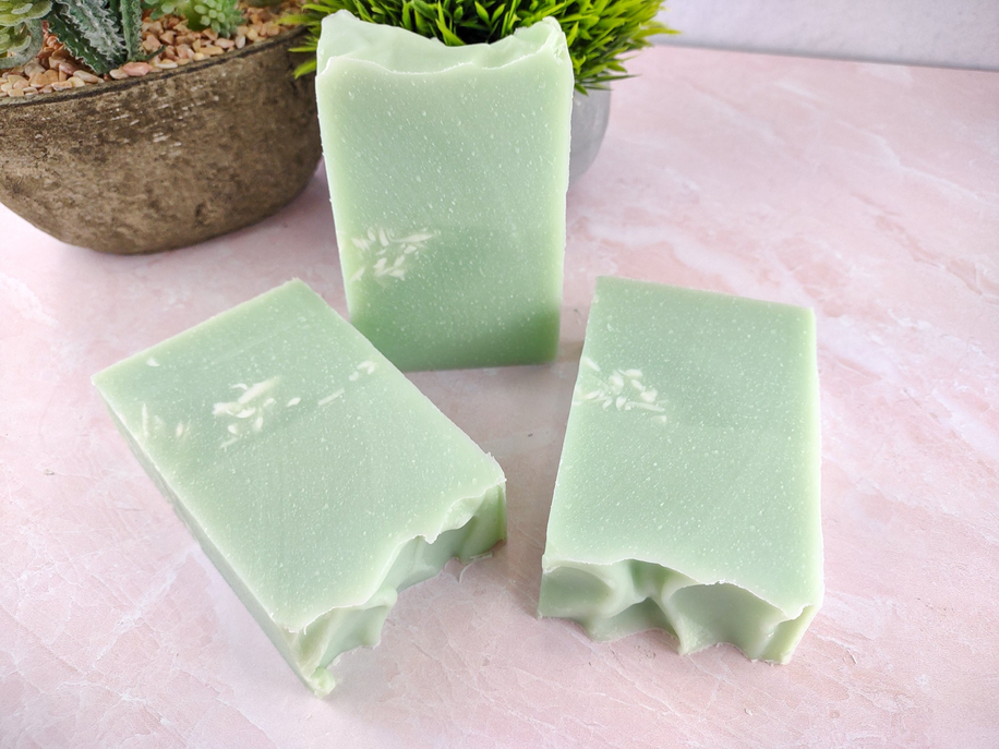 CUCUMBER SPLASH soap bar