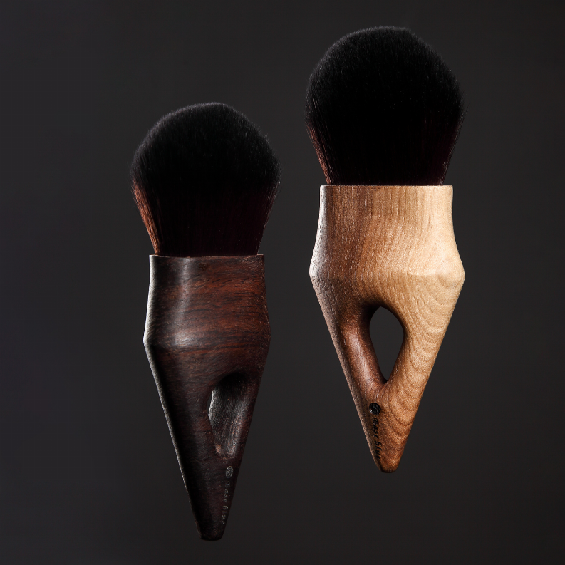 Ten Years Makeup Brush